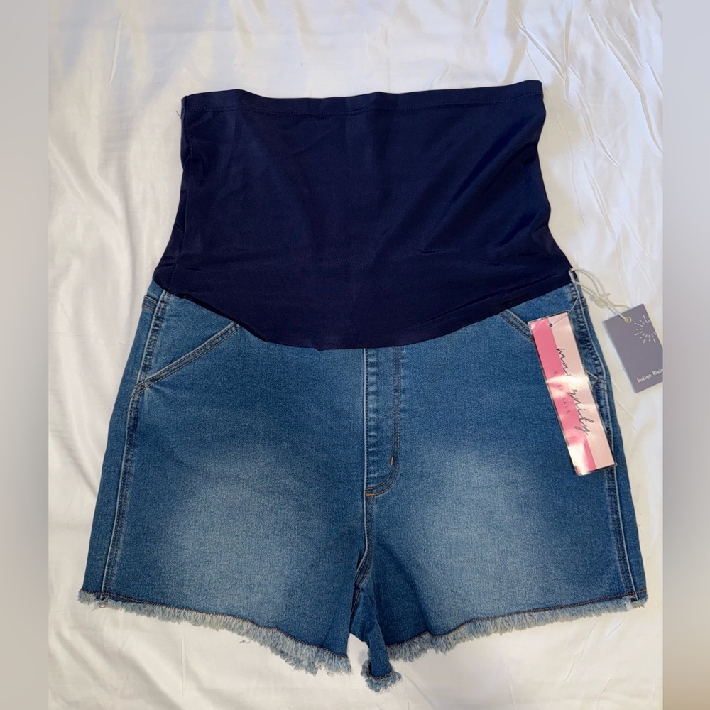 (98) INDIGO RISING MATERNITY SHORT HEAN SIZE L